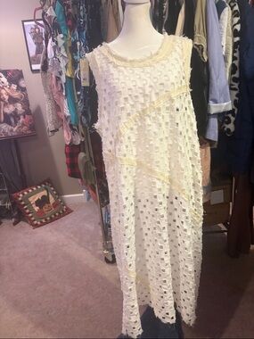 POL Light Cream Sleeveless Textured Cutout Dress Sz M NWOT